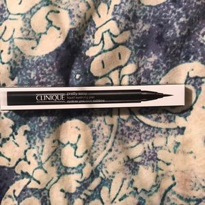 Clinique pretty easy eyeliner
